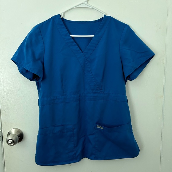 Scrub Set - Picture 2 of 4